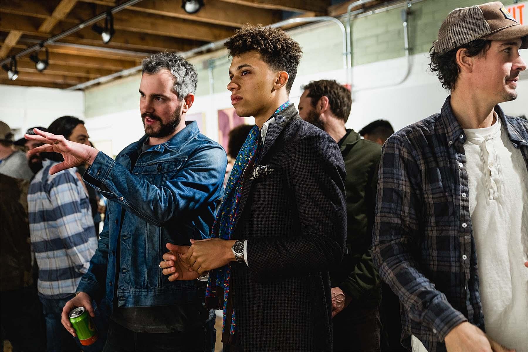 PRESENT PRIMITIVE ALEXANDRA VALENTI 13