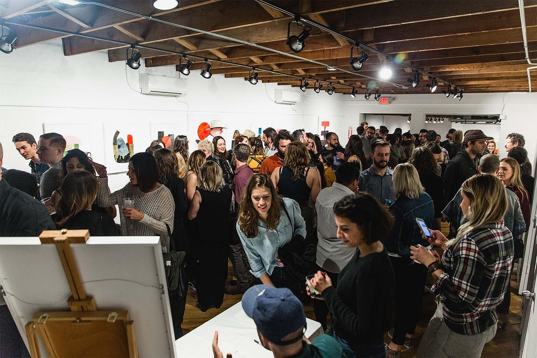 PRESENT PRIMITIVE ALEXANDRA VALENTI 26