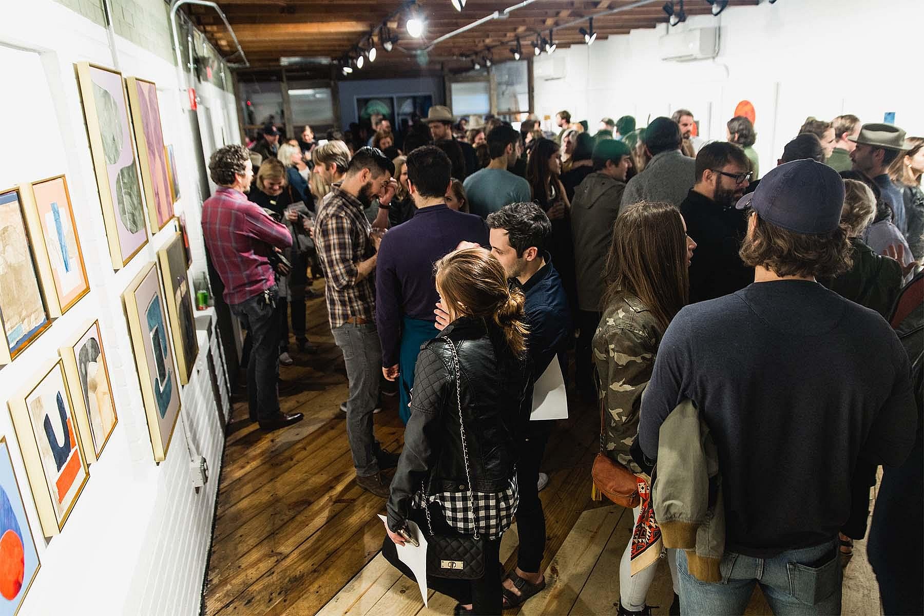 PRESENT PRIMITIVE ALEXANDRA VALENTI 28