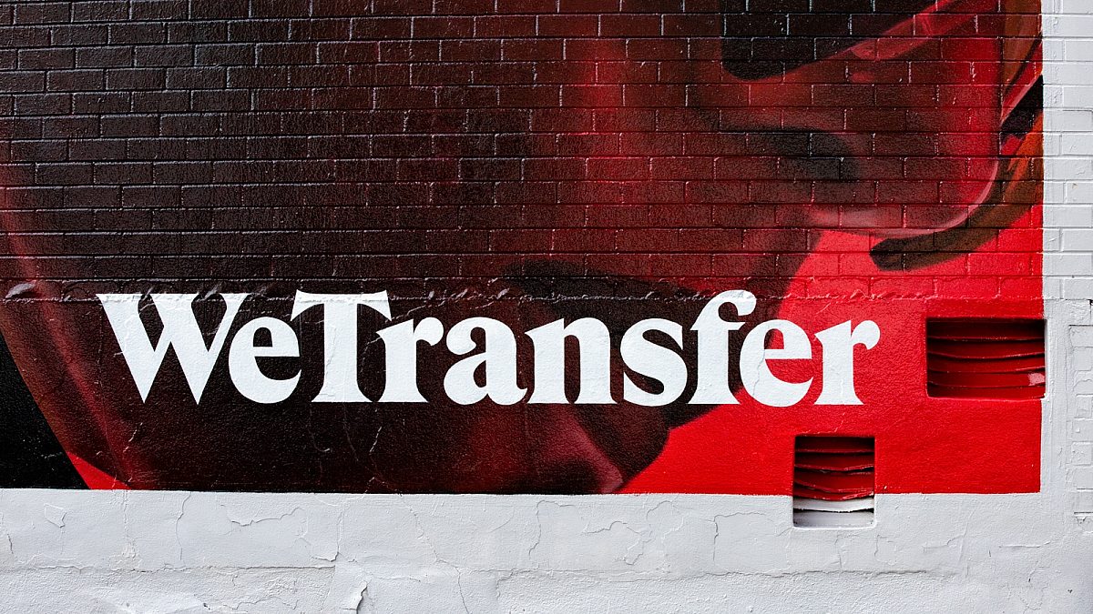 B215 B216 We Transfer Complete LR 16 of 24